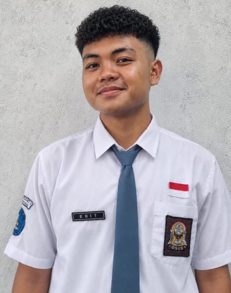 Ebit, atlet Bola Tangan