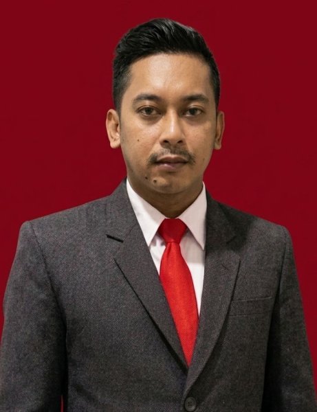 Efri Surya Alfan, pelatih TARUNG DERAJAT